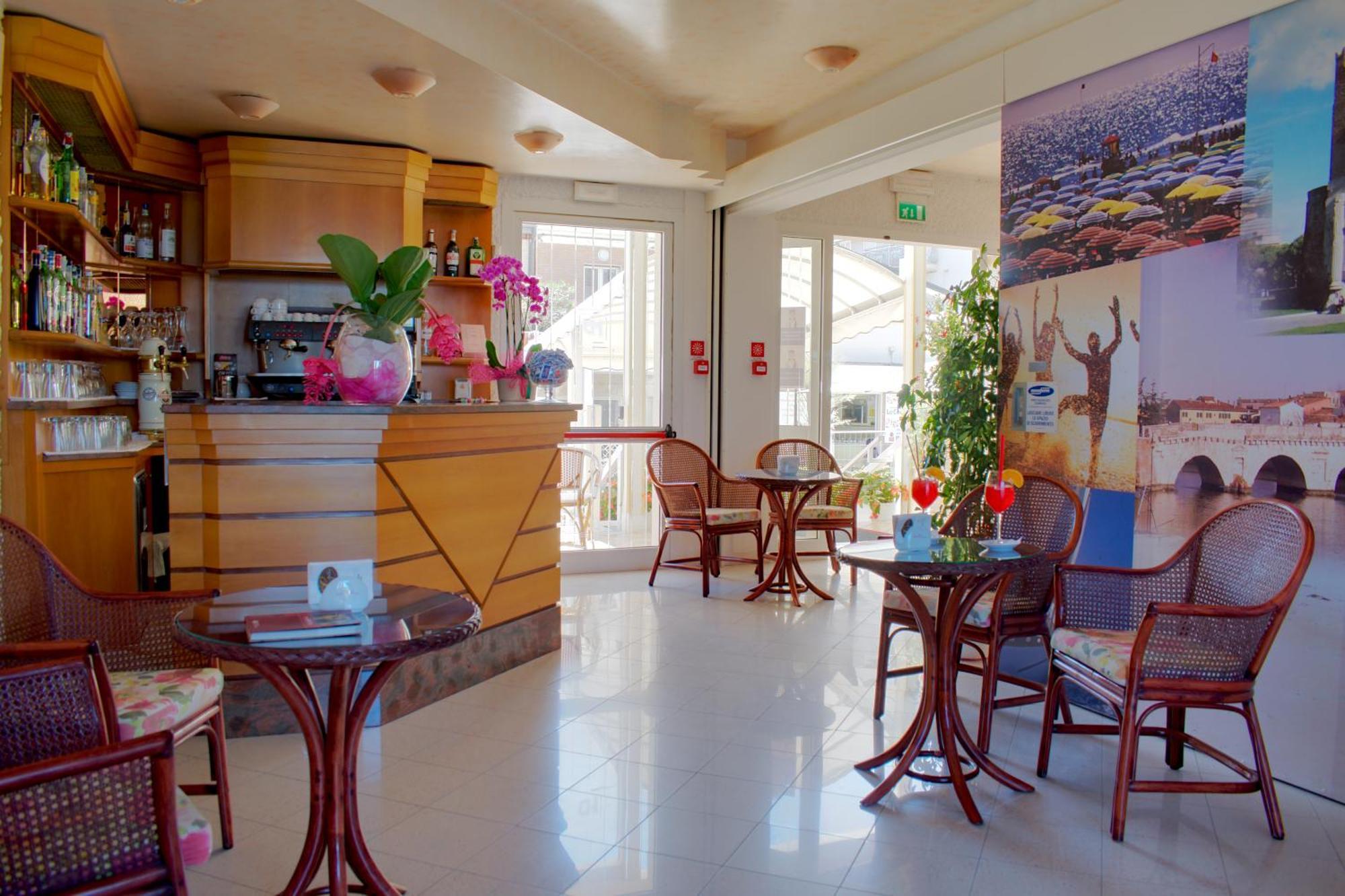 Hotel Driade Sul Mare Ріміні Екстер'єр фото